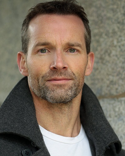 吉姆·斯图格恩的写真