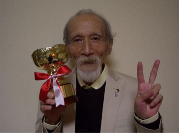 高桥昌也的写真