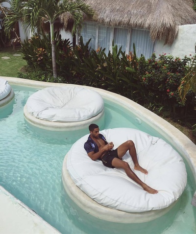 卢锡安·拉维斯科特的写真