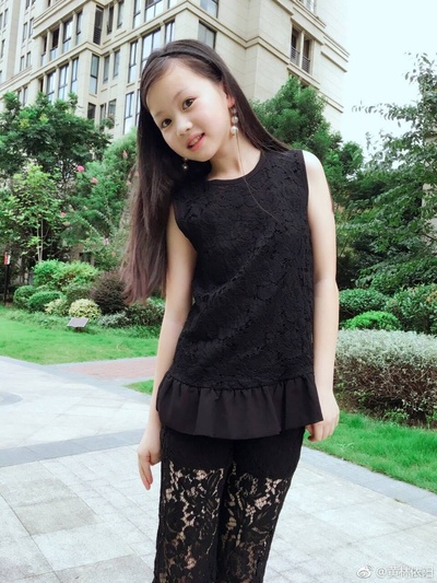 黄林依阳的写真