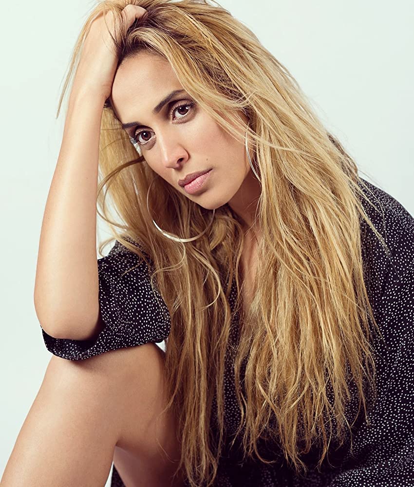 卡玛·莎伦的写真