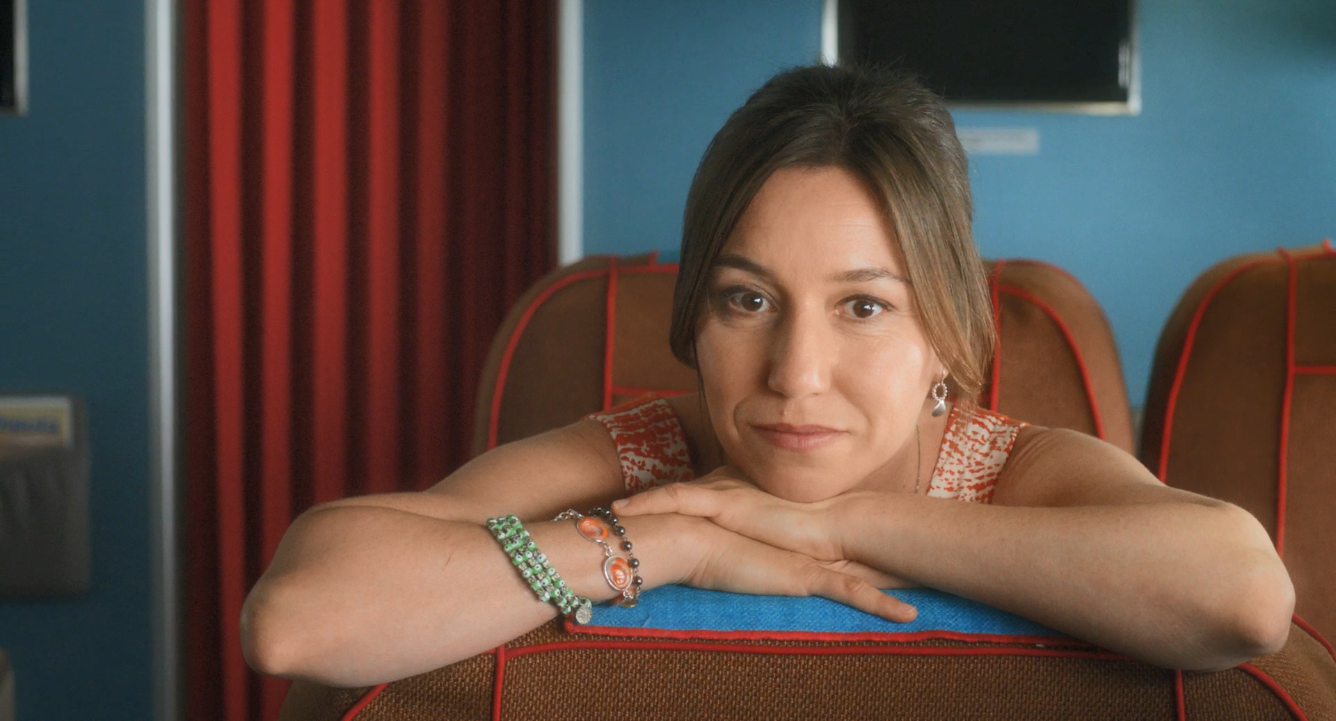 洛拉·杜埃尼亚斯的写真-空乘情人 Los amante...