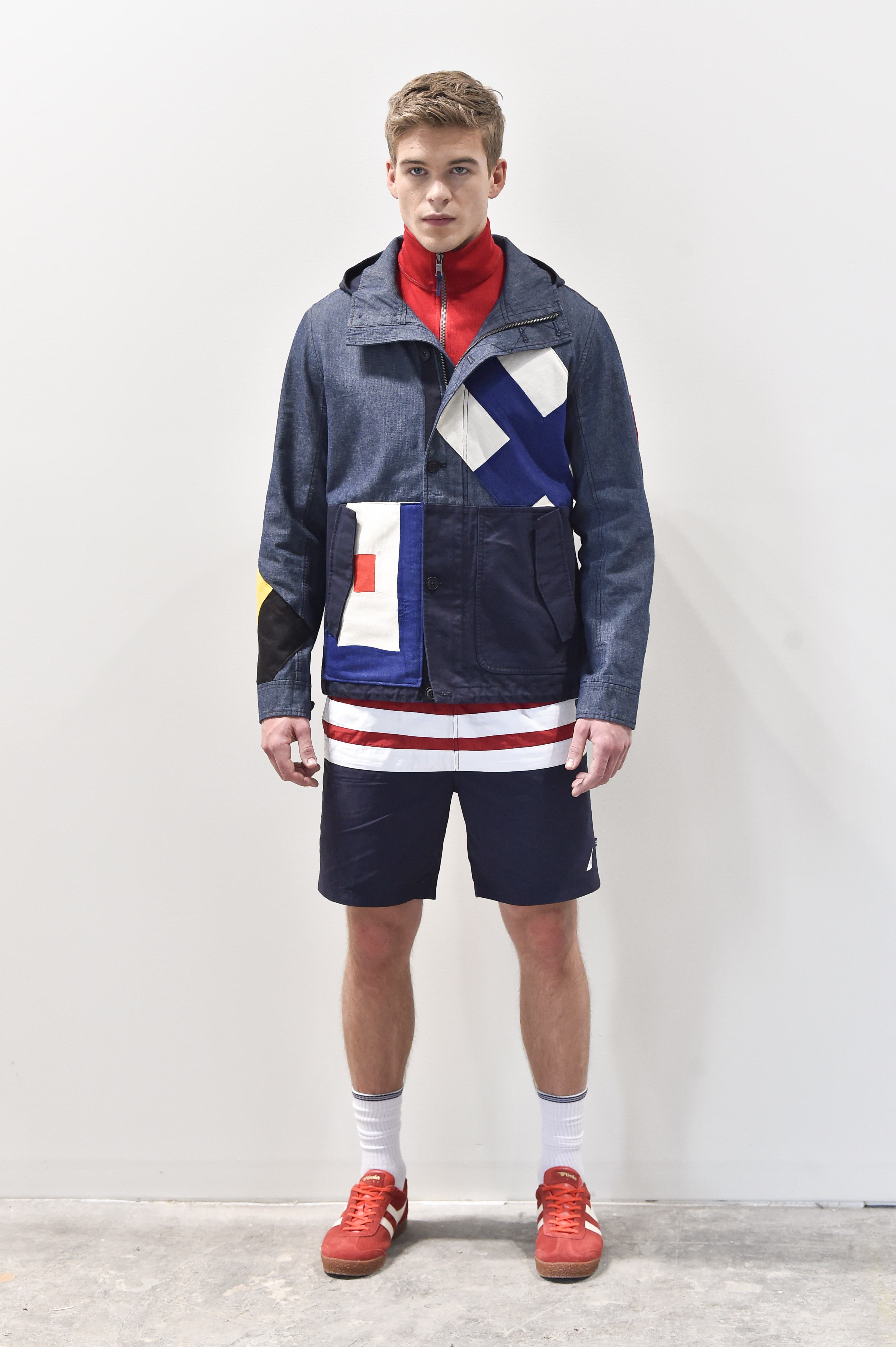 米切尔·斯莱格特的写真