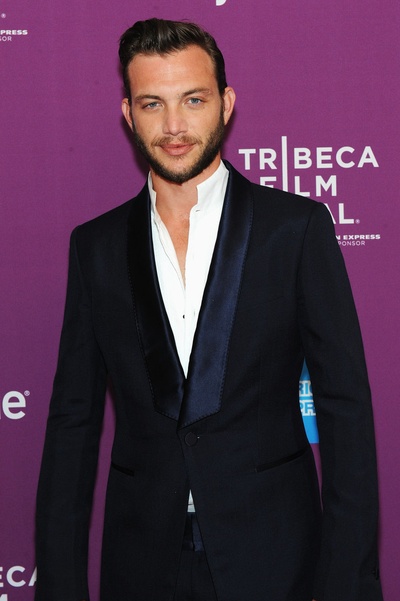 奥兹·泽哈威的写真