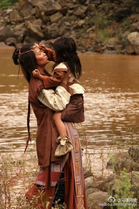 马嘿·阿依诗莎 的写真-电视剧《大舜》饰  大...