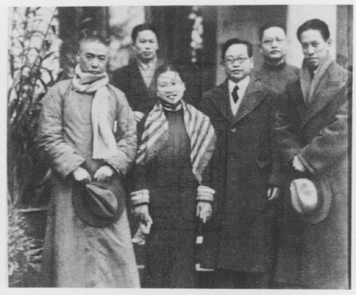 田汉的写真-1935年12月，中国舞...