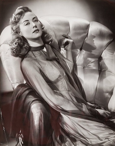 阿黛尔·玛拉的写真