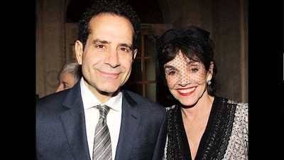 布鲁克·亚当斯的写真