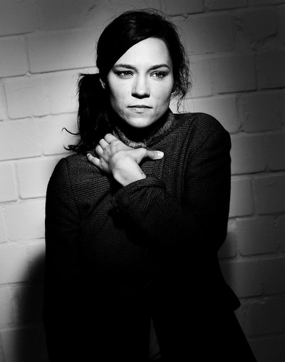 莎宾·蒂莫提欧的写真