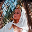 乌苏拉·安德丝