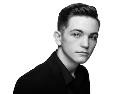 斯考特·格瑞南的写真