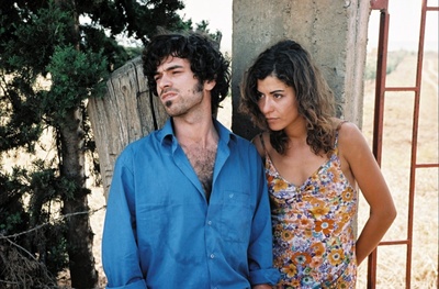 卢巴纳·阿兹巴尔的写真-Avec Romain Duris