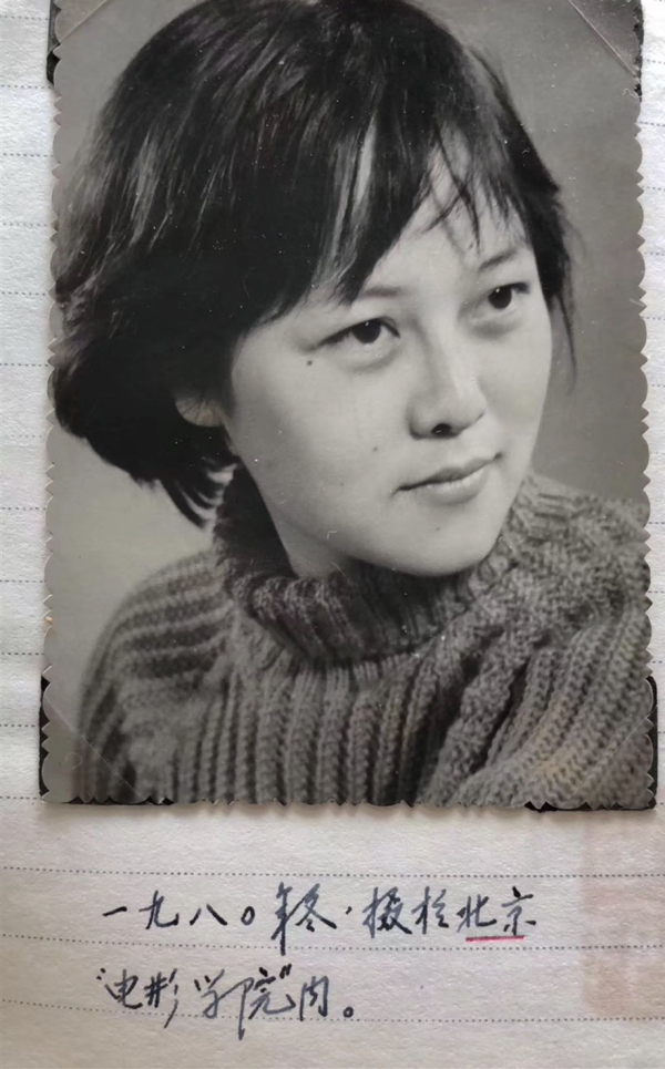 彭小莲的写真-https://www.thepaper....