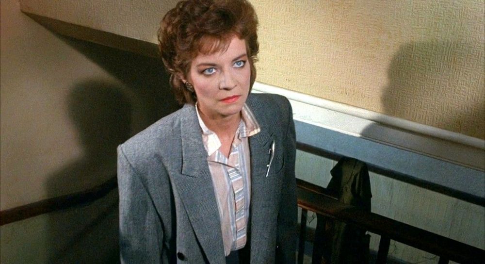 克莱尔·希金斯的写真-Hellraiser