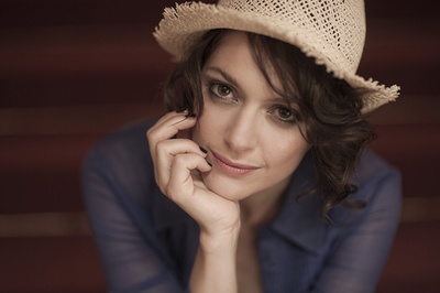 卡拉拉·伊莎娃的写真