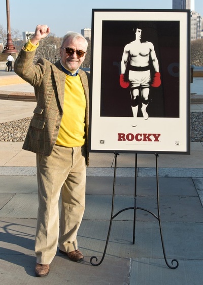 约翰·G·艾维尔森的写真-R.I.P