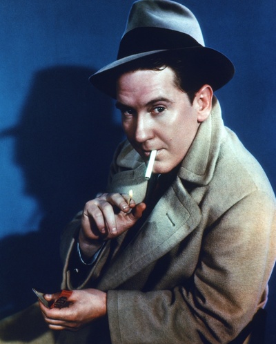 布吉斯·梅迪斯的写真