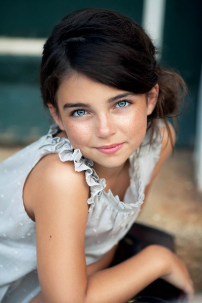 塔根·伯恩斯的写真