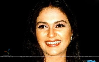 格蕾丝·辛的写真-Gracy Singh010