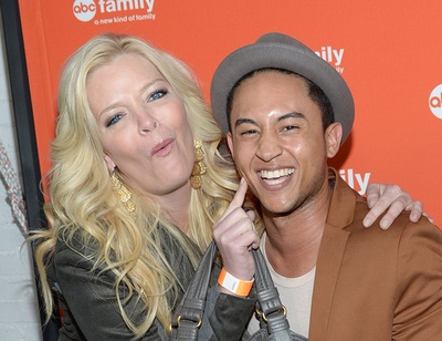 塔吉·莫里的写真