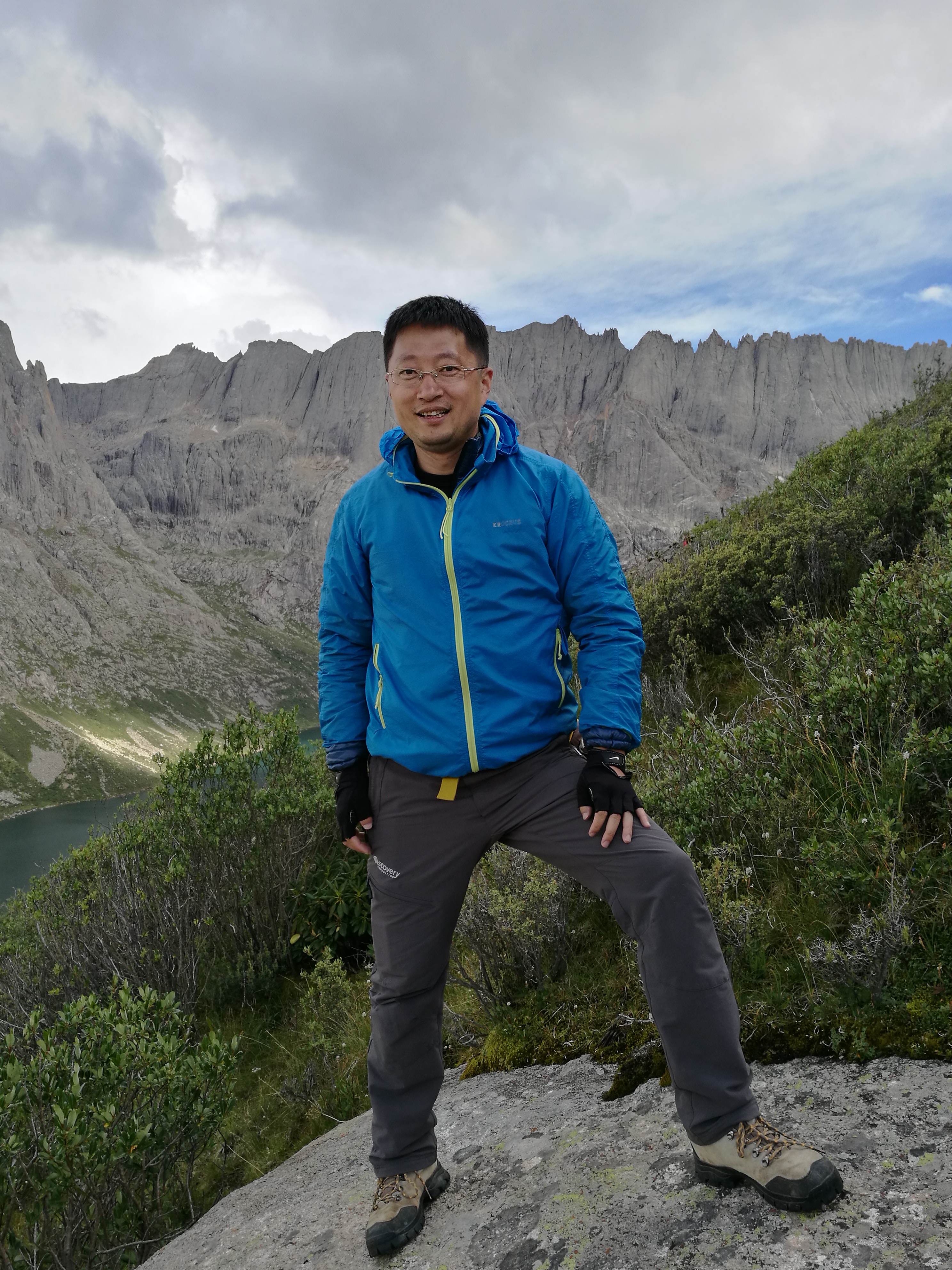 黄瀛灏的写真-黄瀛灏 莲宝叶则拍摄...