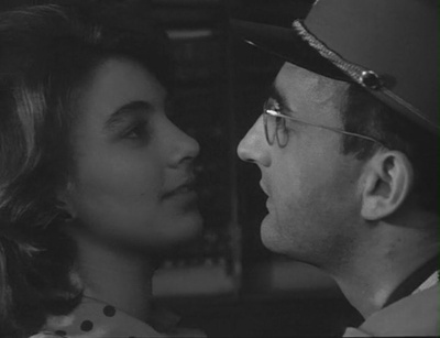 伊特卡·泽莱诺霍尔斯卡的写真