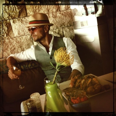 鲁克·高斯的写真