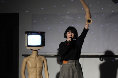 蔡艺芸的写真-女人，她说