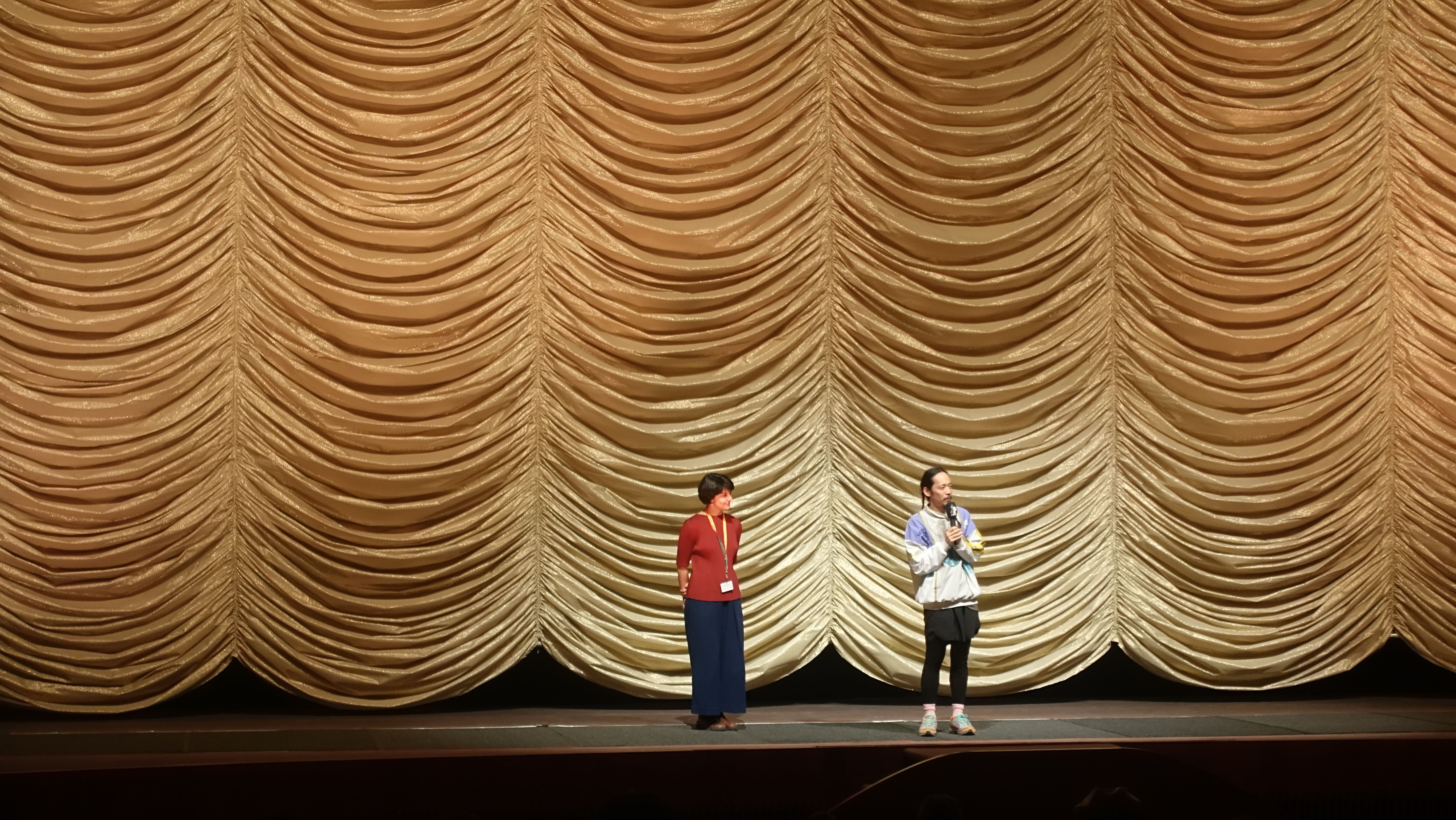 长久允的写真-在柏林电影节的映后Q...