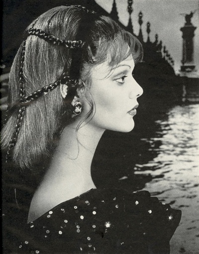 蒂娜·奥蒙特的写真