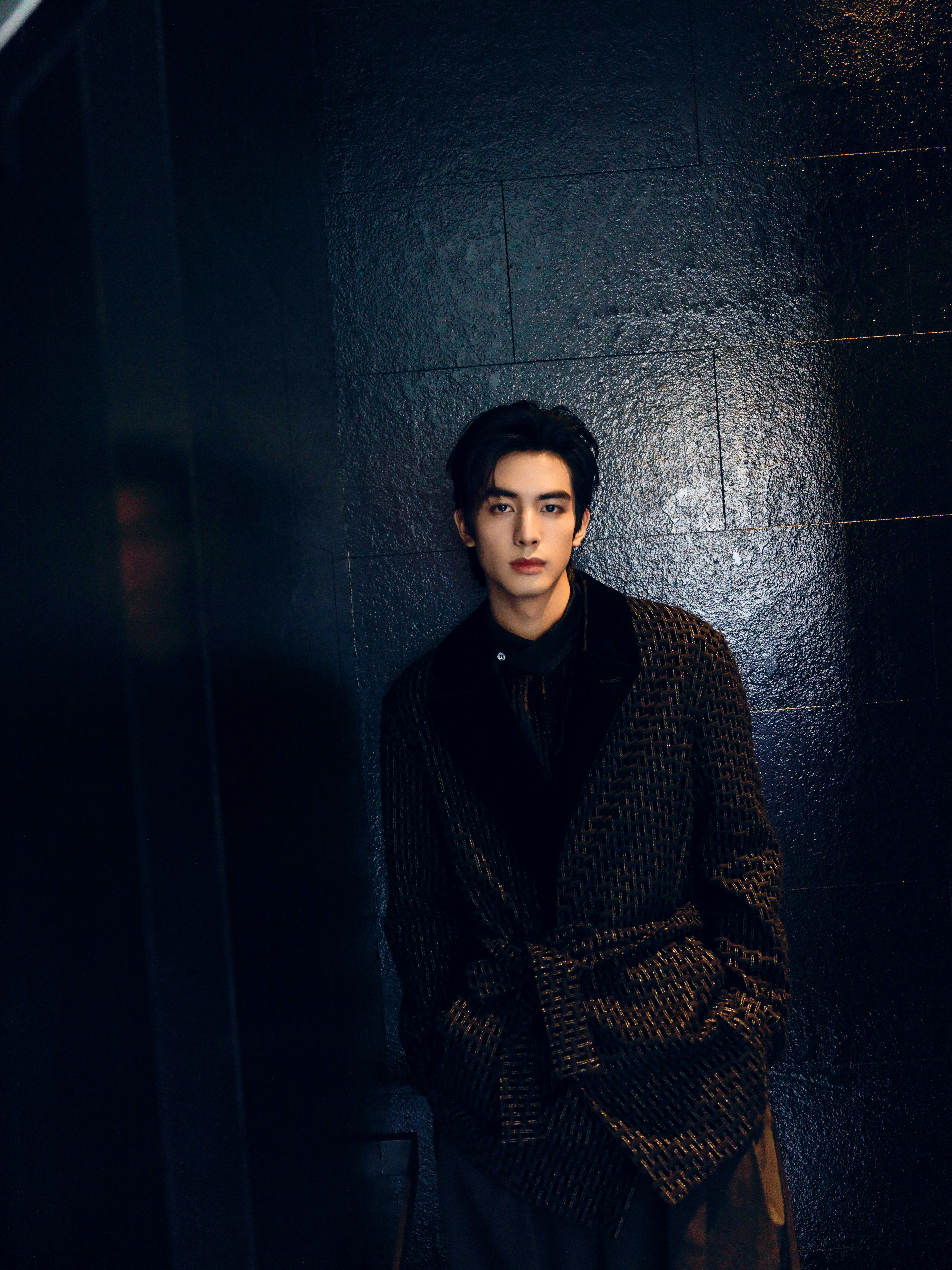 宋威龙的写真-成都Emporio Armani...