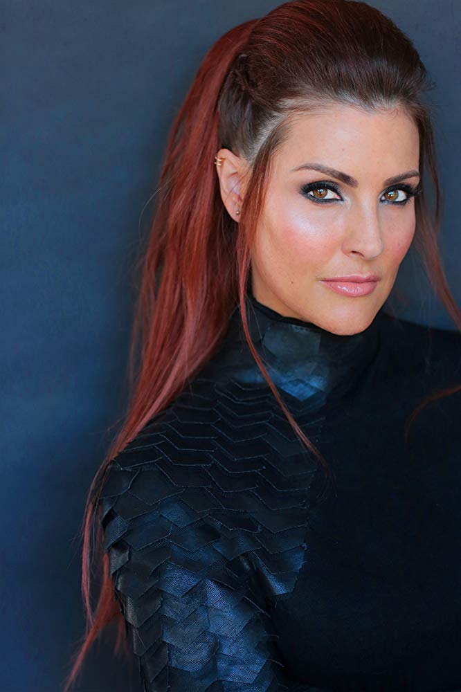 莉莉·旺德比尔特的写真