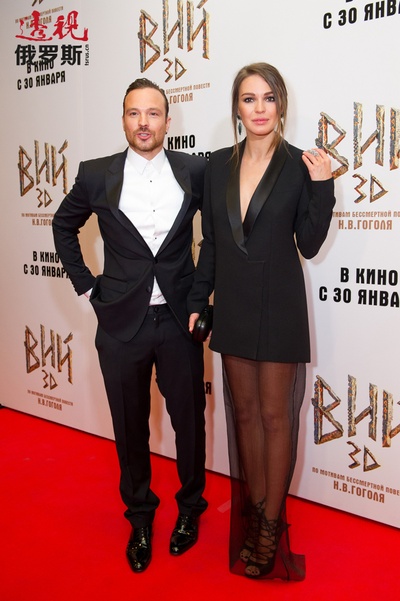 阿雷克西·查多夫的写真-2012年，阿格尼亚与...