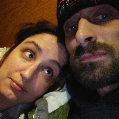 詹姆斯·贝尔的写真-与妻子合照