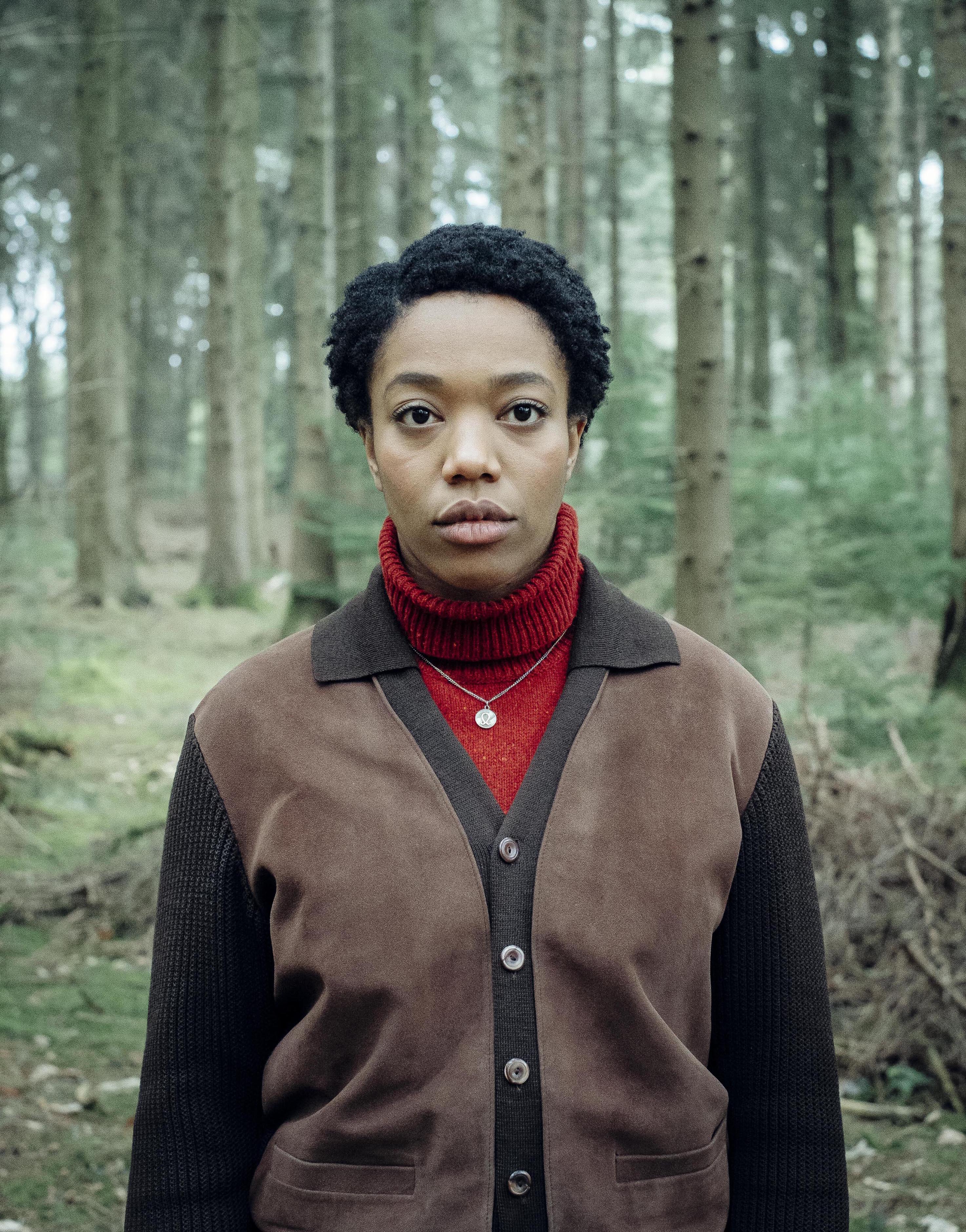 娜奥米·阿基的写真