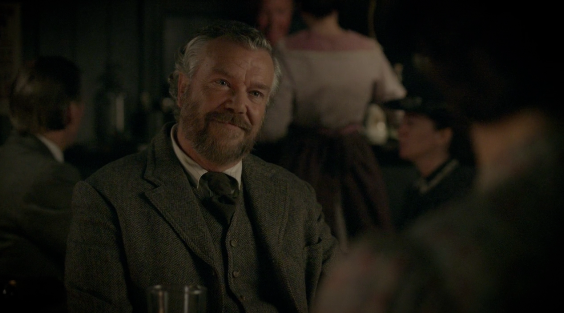 比尔·费洛斯的写真-2010《唐顿庄园》S0...