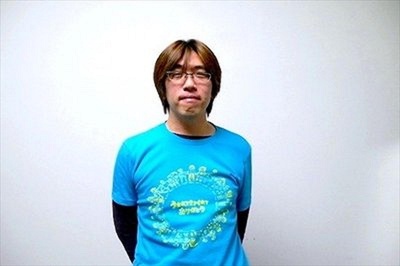 荒木哲郎的写真