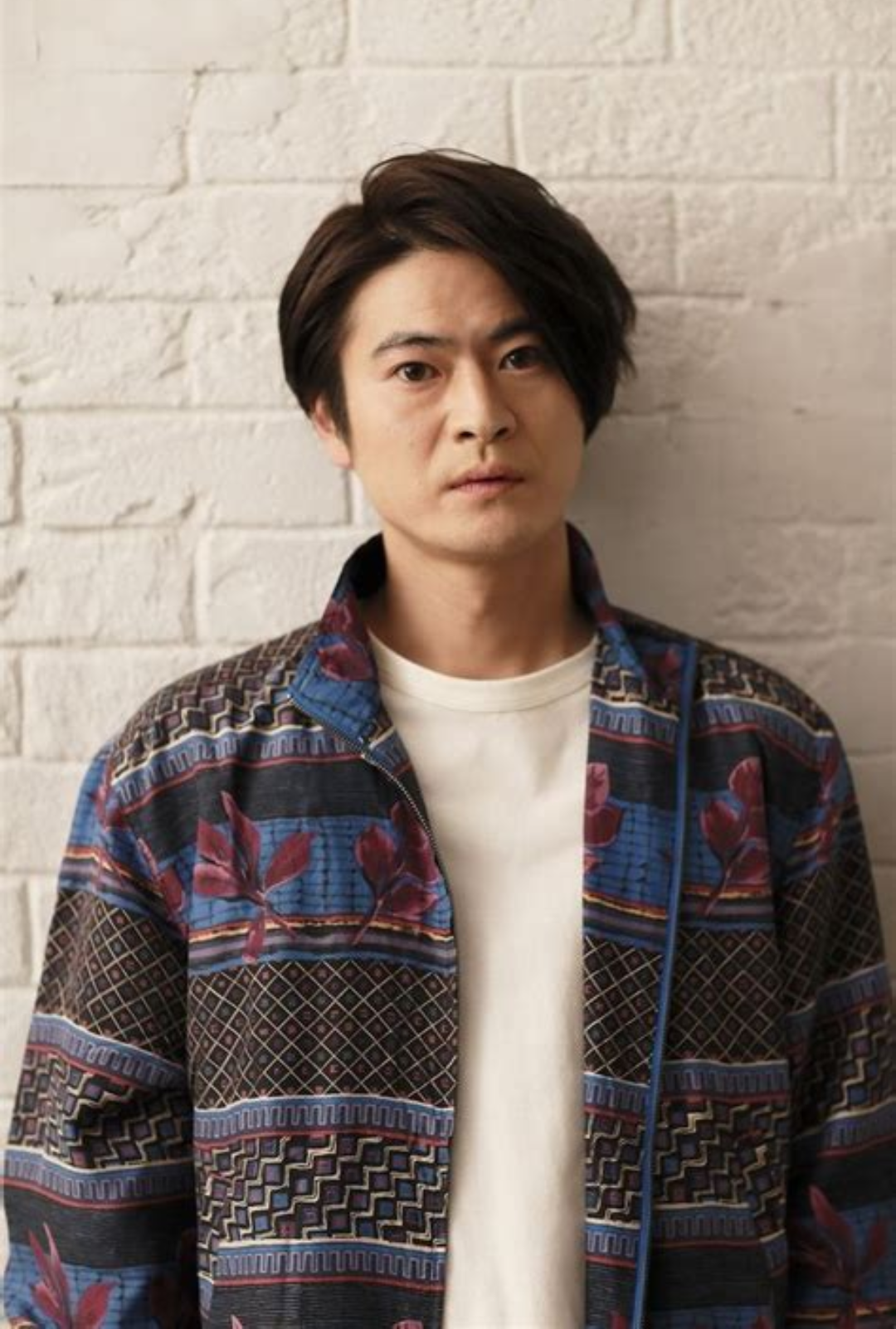 洼冢俊介的写真