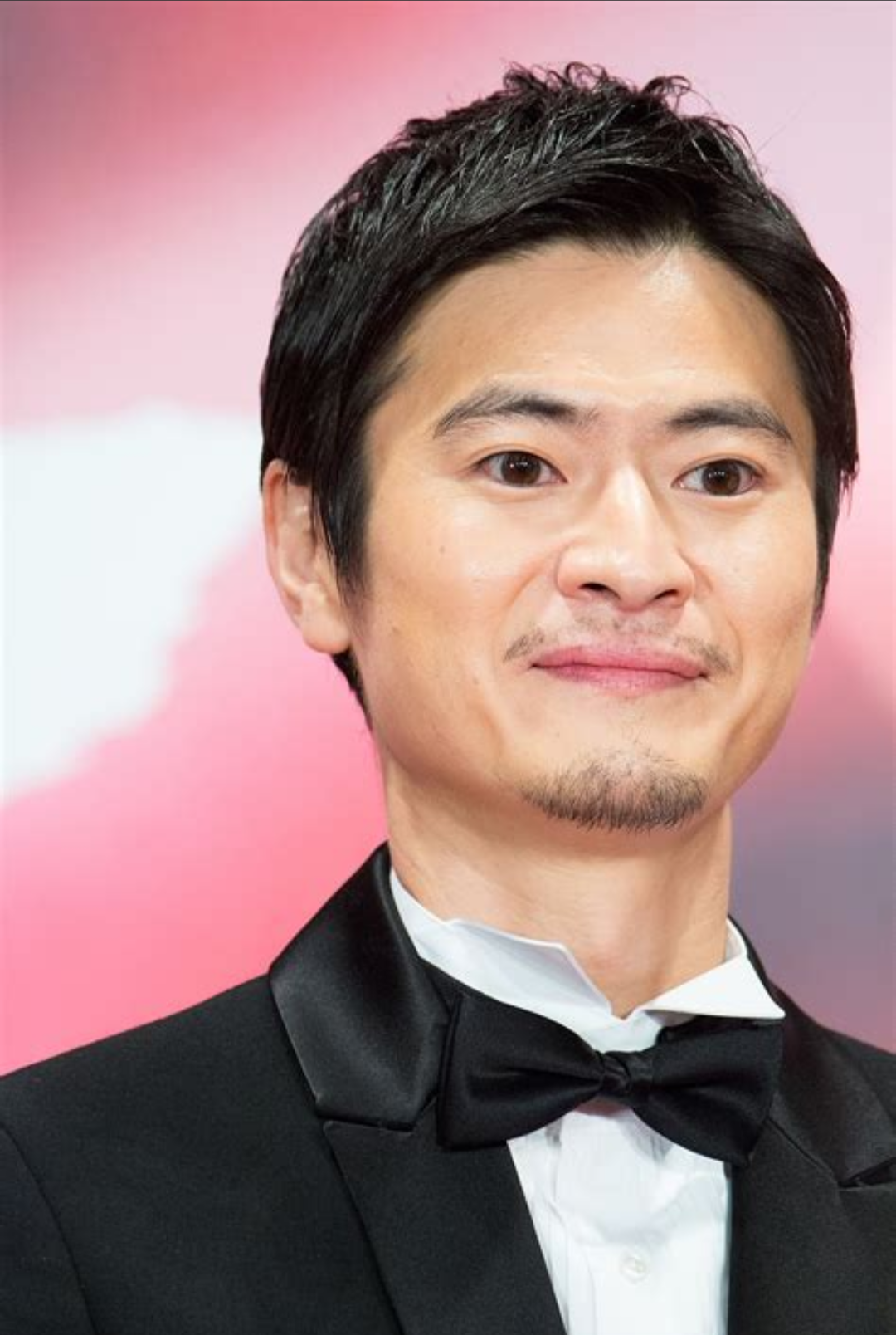 洼冢俊介的写真