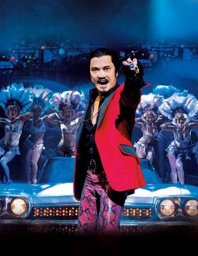 乔恩·琼·布里恩斯的写真-《西贡小姐》2014伦...