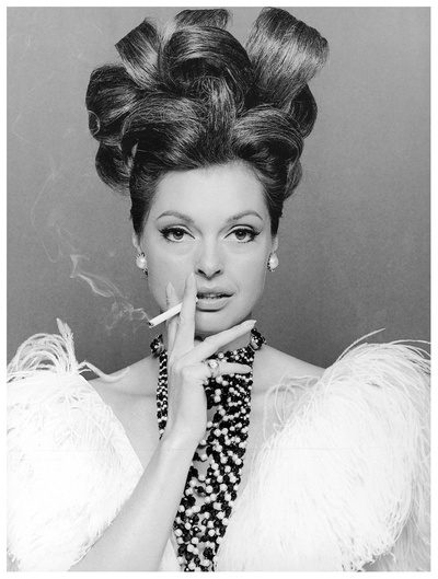 娜佳·蒂勒的写真