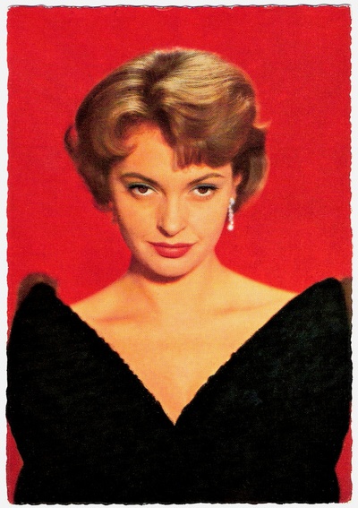 娜佳·蒂勒的写真