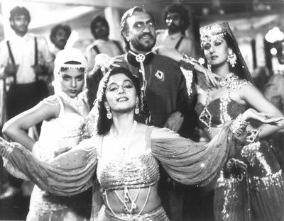 桑格塔·比拉尼的写真-https://www.douban.c...