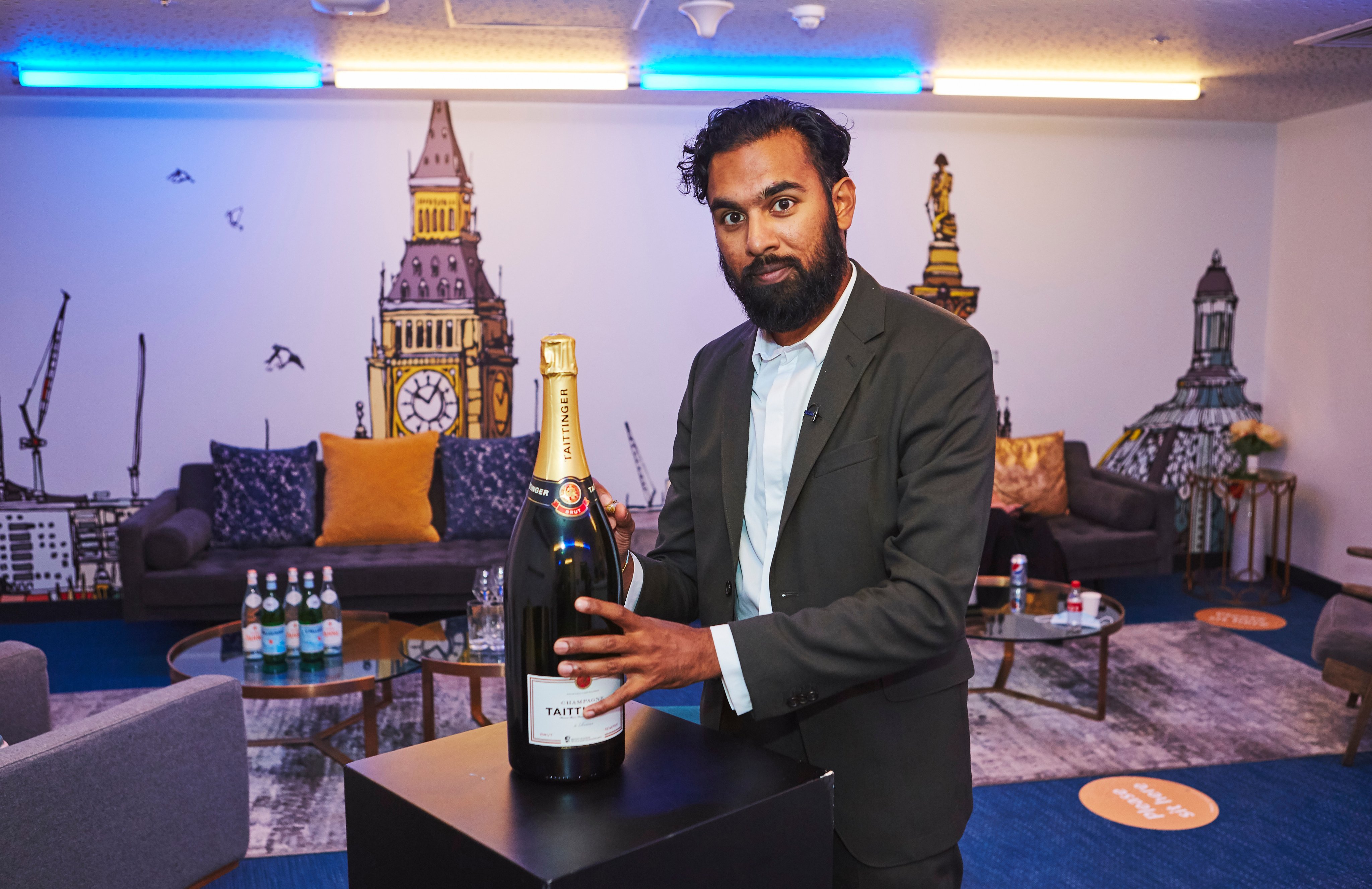 希米什·帕特尔的写真