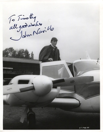 约翰·内威尔的写真