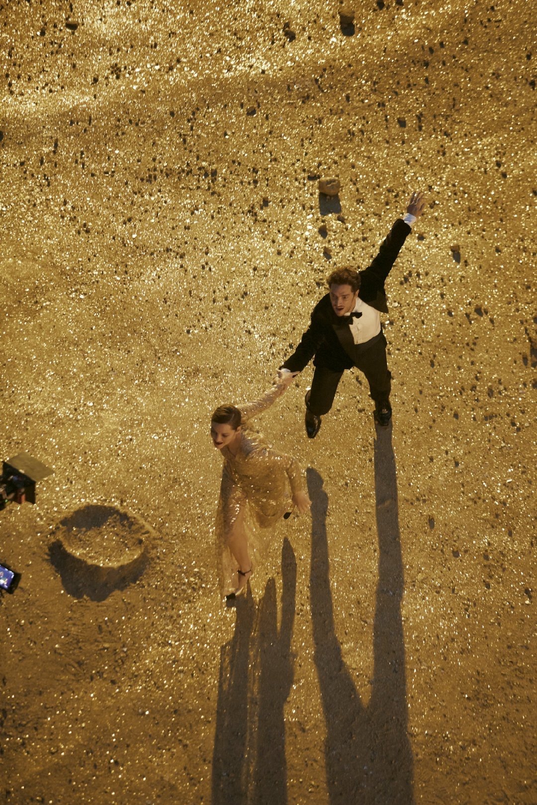 杰瑞米·贝林加尔的写真-CHANEL N°5 广告大...