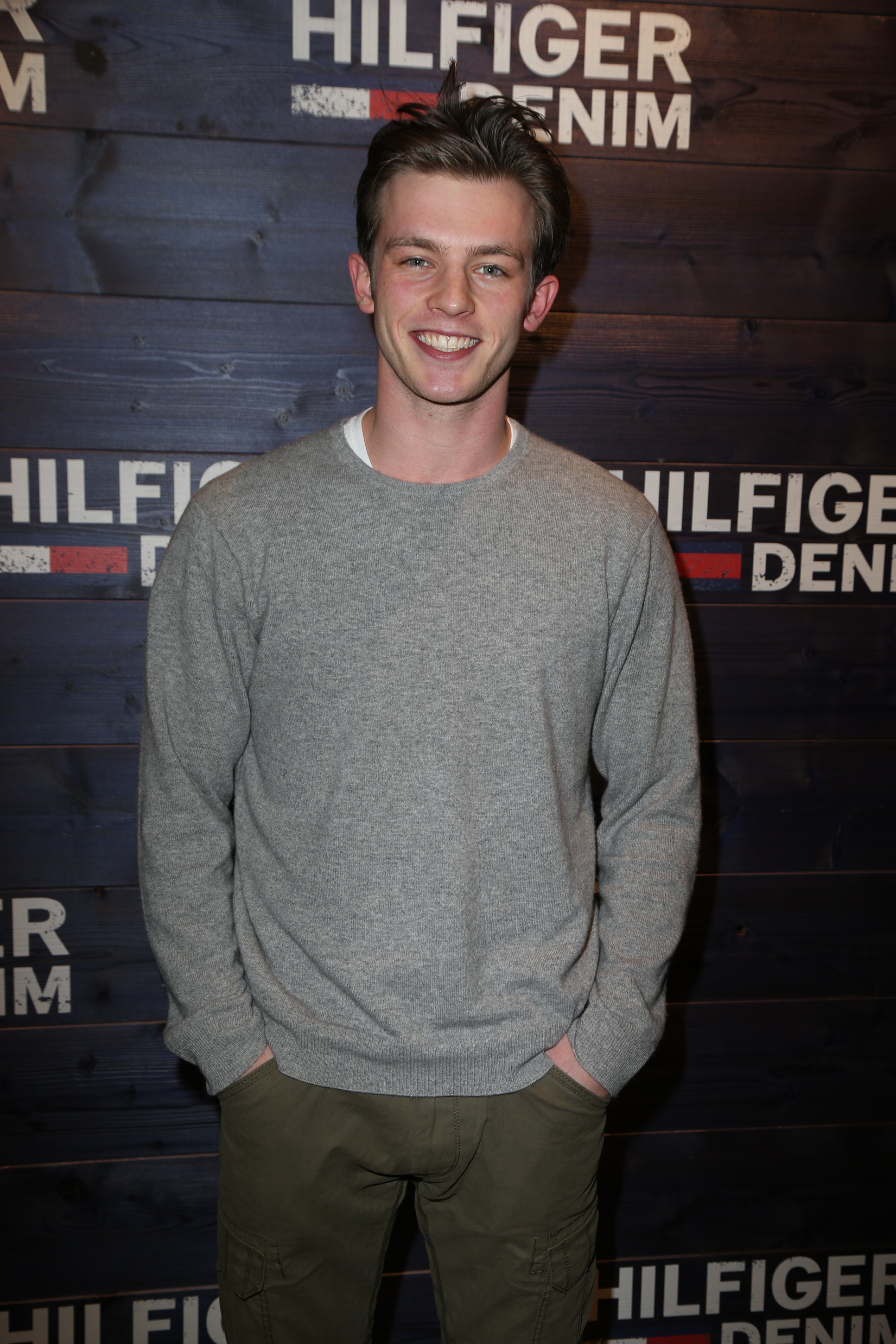 杰尼斯·纽沃纳的写真