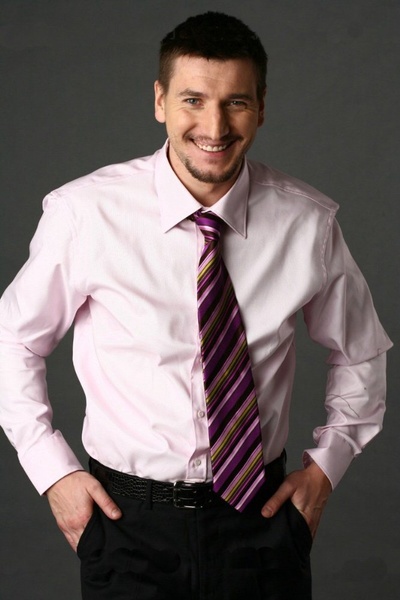 亚历山大·奥斯特犹科夫的写真-imdb上扒下来的