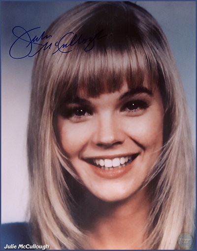 朱丽·麦库拉芙的写真-签名照