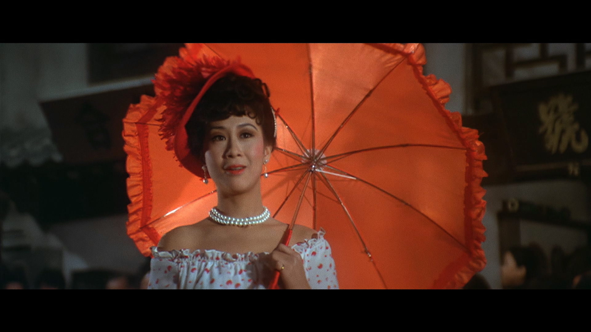 陈曼娜的写真-《插翅難飛》